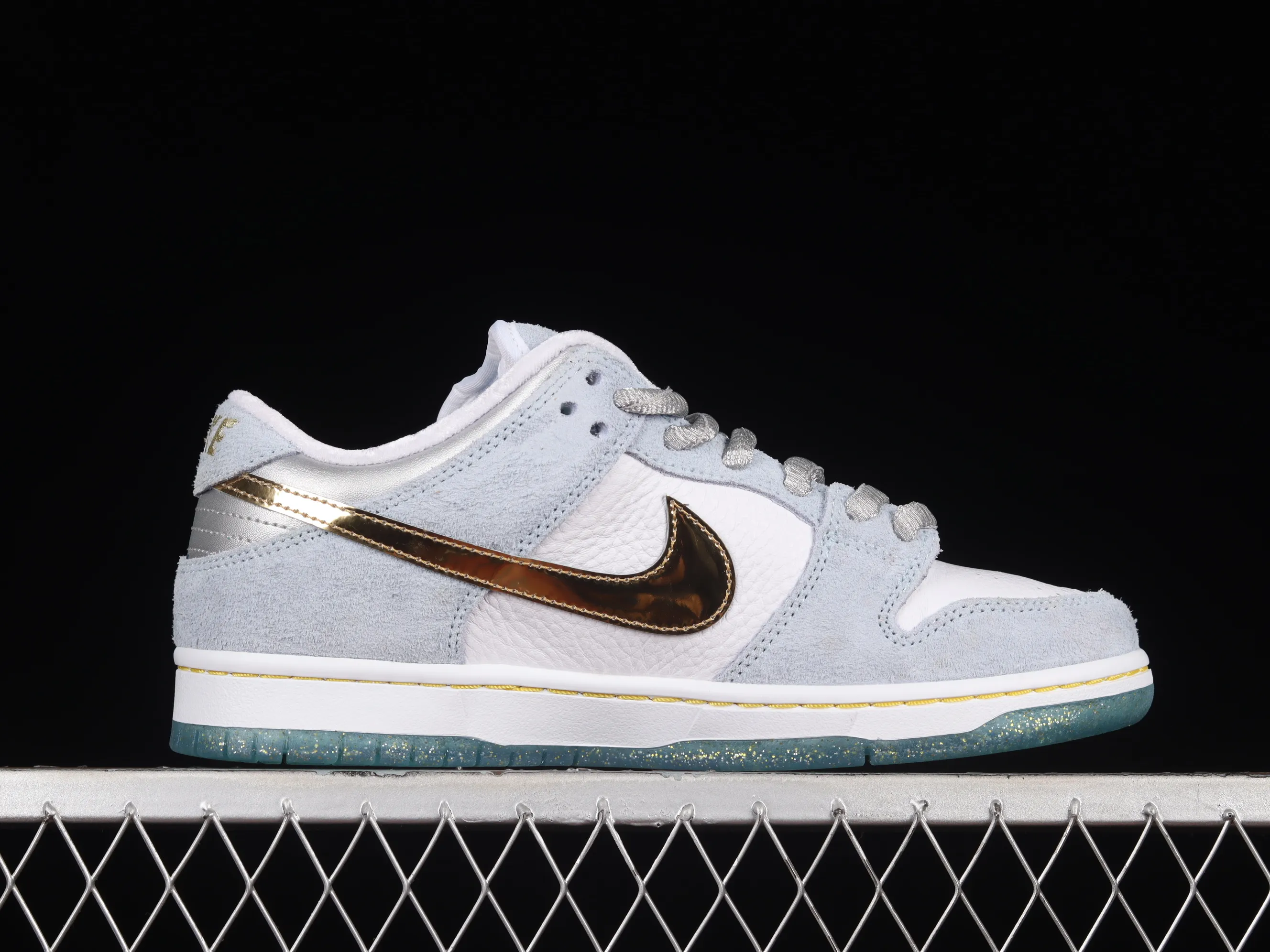 All Categories Nk SB Dunk Series Nk SB Dunk Low Low-top Skateboard Shoes M Version Pure Original Sean Cliver